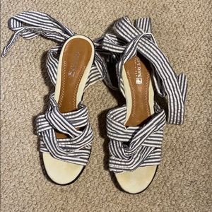 Sperry Blue & White lace up wedges